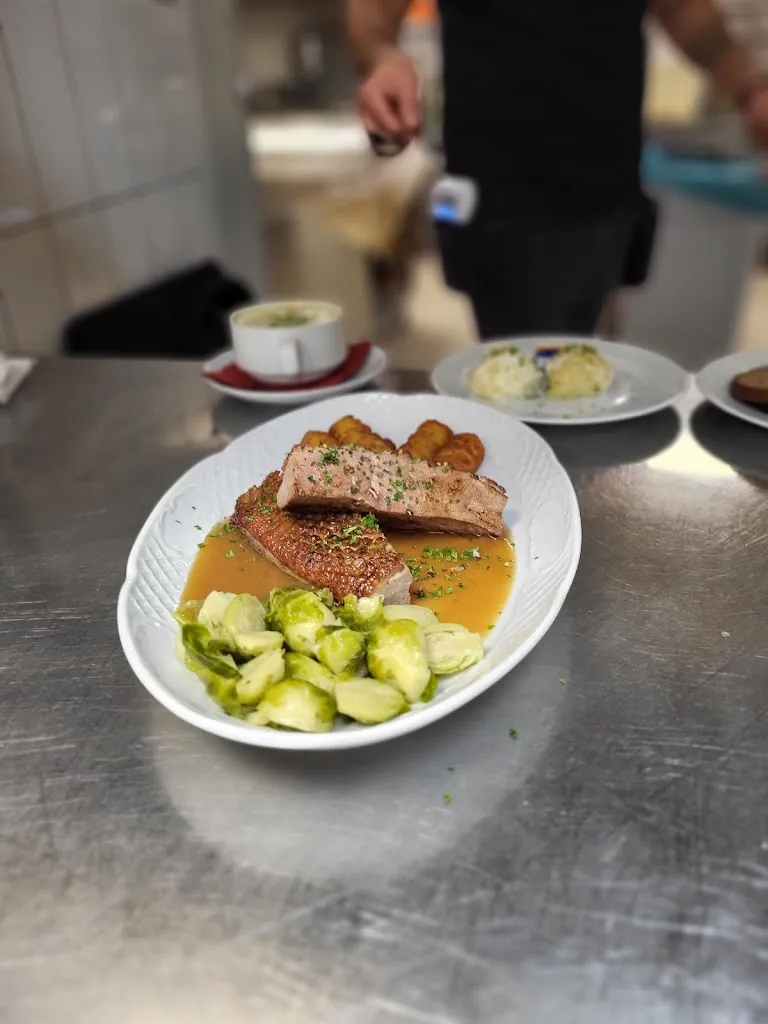 Menu_Landgasthaus Mutter Krauss: Traditionelle Deutsch-Hessische Küche & Großer Biergarten_Taunus_image_6