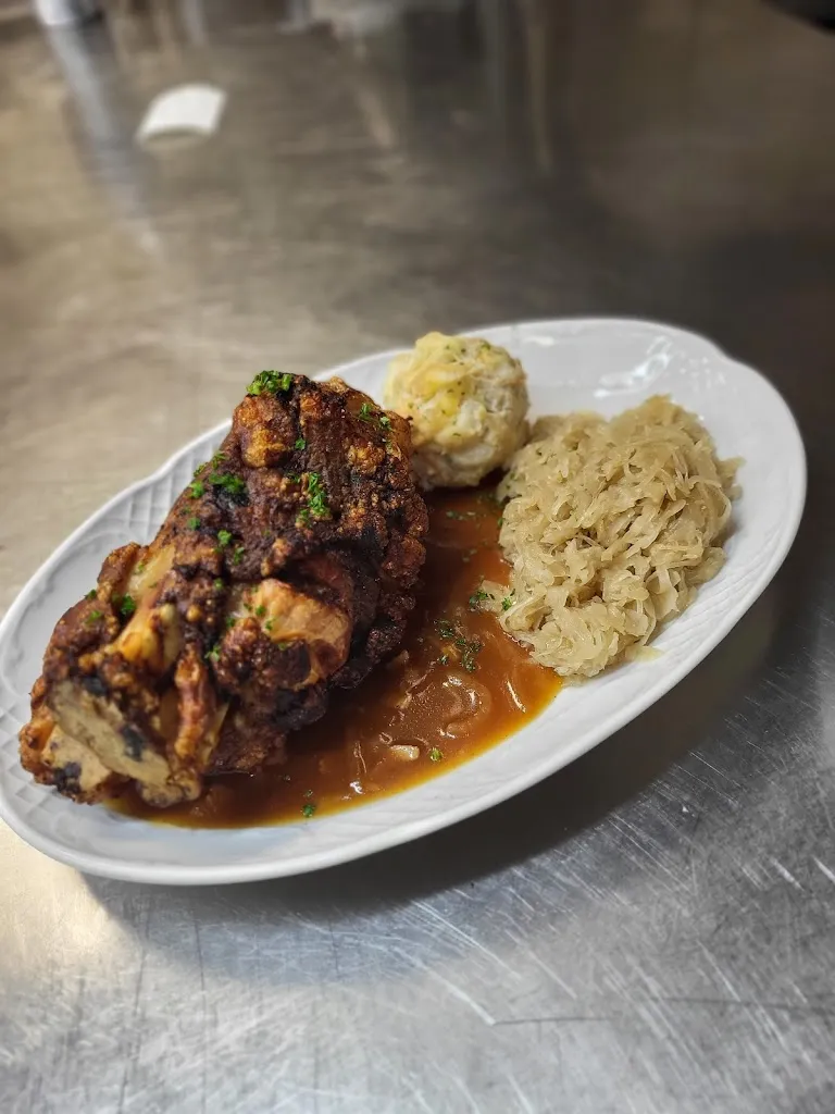 Menu_Landgasthaus Mutter Krauss: Traditionelle Deutsch-Hessische Küche & Großer Biergarten_Taunus_image_9