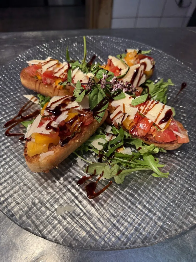 Speiserestaurant Dorfkrug_Schwalbach_slider_image_2