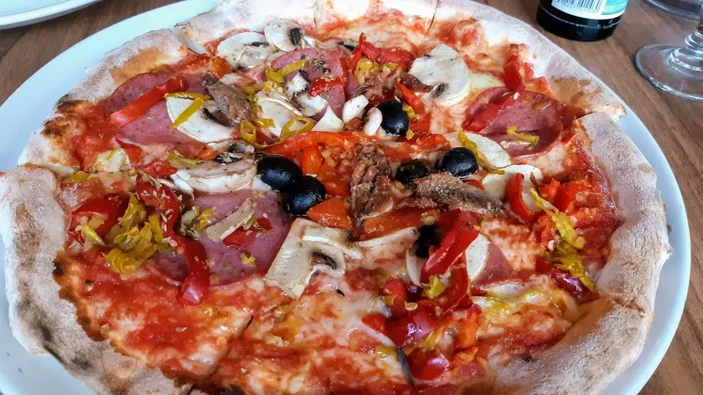 Pizzeria Petro_Taunus_slider_image_2