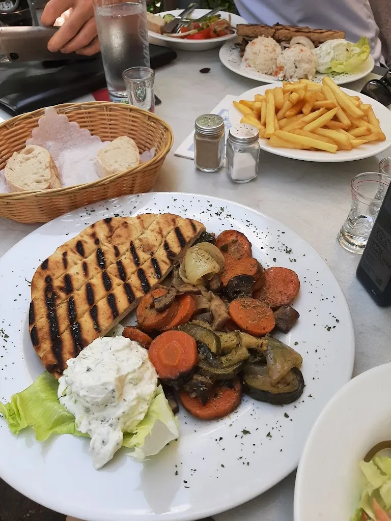 Menu_Restaurant Olive - Panagiotis Kakarantzas_Dörzbach_image_9