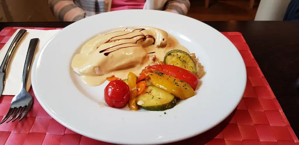 Weinstube unter der Linde_Dörrenbach_slider_image_2