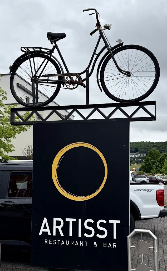 Girl on the Mosel_Artisst Restaurant & Bar_Wittlich_review