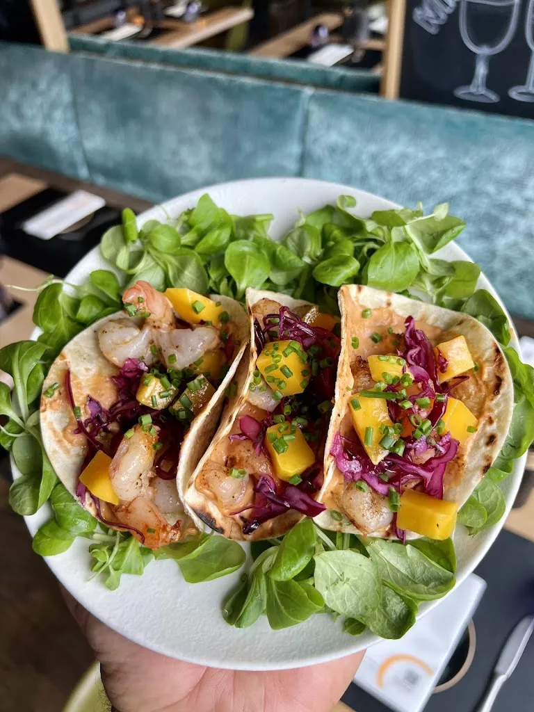 Artisst Restaurant & Bar_Wittlich_slider_image_3