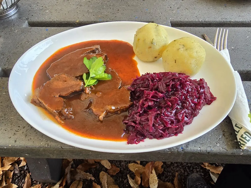 Waldgaststätte Friedensdenkmal_Edenkoben_slider_image_3