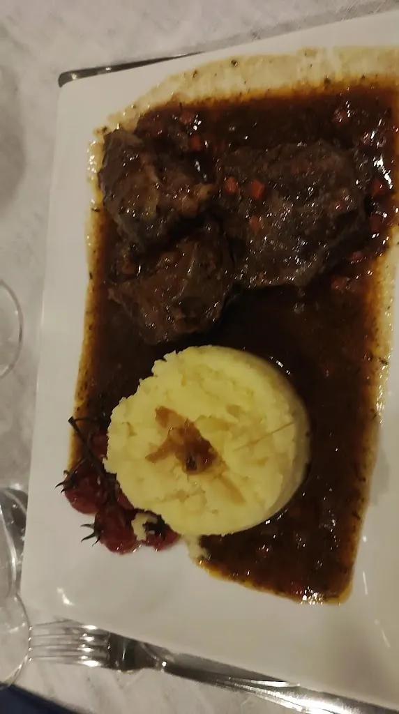 Winery Borchert - Restaurant - Apartments_Ediger-Eller_slider_image_2