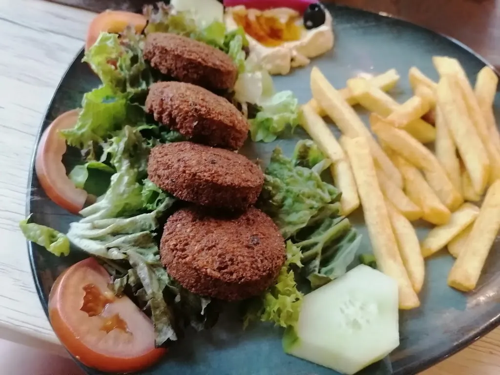 Menu_Restaurant Schlemmerzeit by Ahmad_Edesheim_image_5