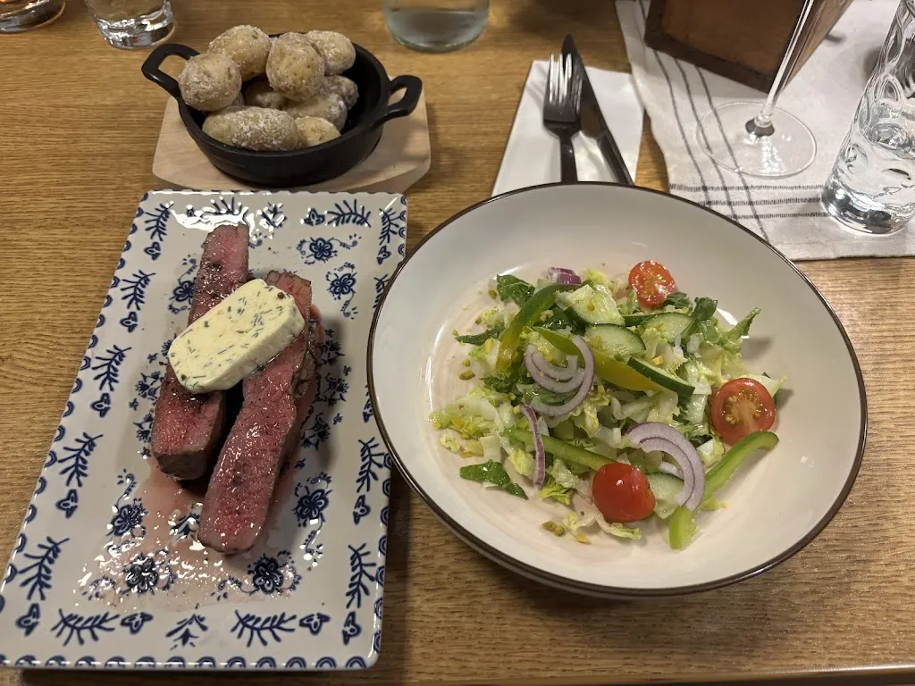 Weinstube zur Blume_Edesheim_slider_image_2