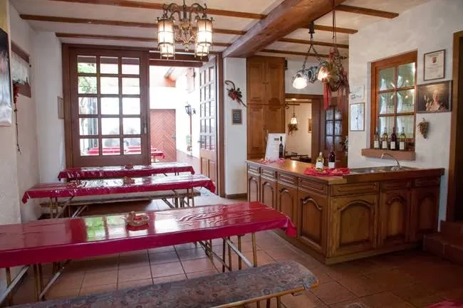 Weingut H.u.C. Wolf & Weinstube Wolf_Edesheim_slider_image_3