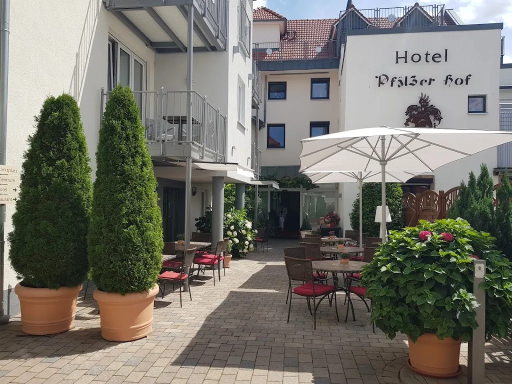 Hotel Restaurant Pfälzer Hof ristorante a Edenkoben