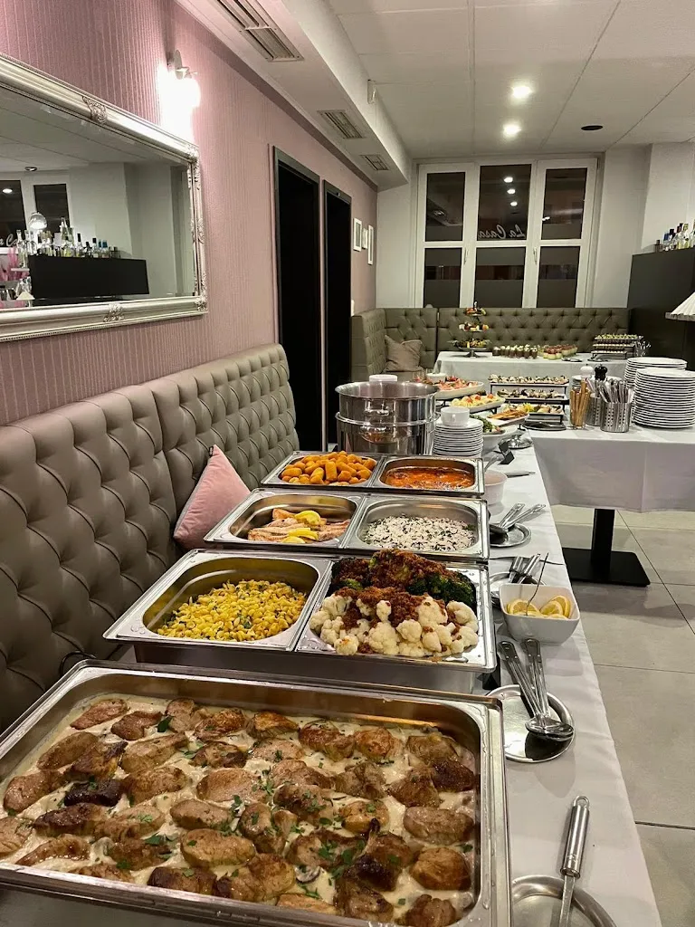 Restaurant & Eiscafé „ La Casa“_Eisenberg_slider_image_2