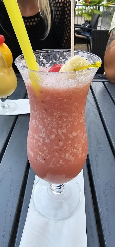 Menu_Cosmopolitan Bistro_(Pfalz)_image_2