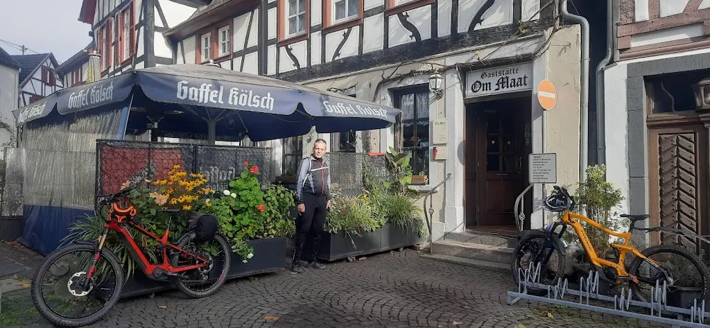 Gaststätte "Om Maat" restaurant in Erpel