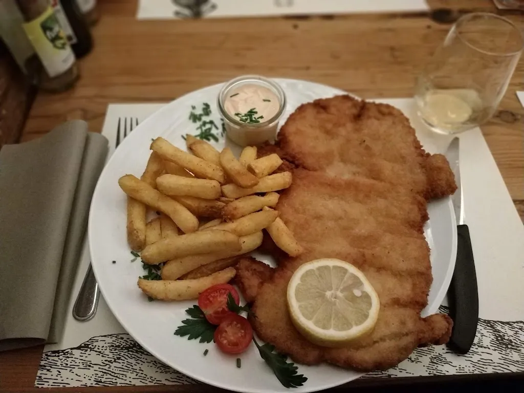 Menu_FREIBURGER FALLE Steaks & Cheese_Murten_image_8