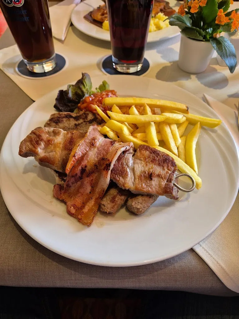 Menu_Restaurant Croatia_Gilching_image_5