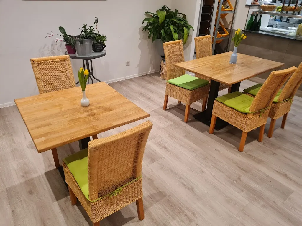 Thai Elephant_Quierschied_slider_image_1