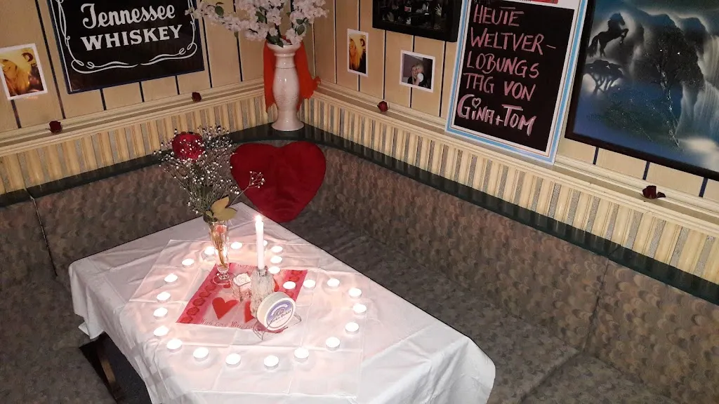 Happy Place Gilching restaurant in Gilching