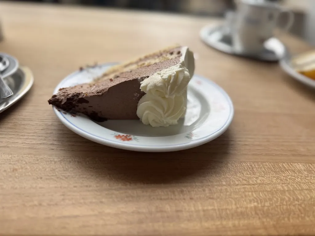 Sugato Sanyal_Café Winklstüberl_Fischbachau_review