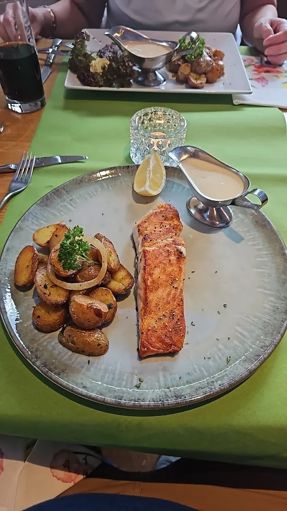 Jay C_s’Budche_Glan-Münchweiler_review