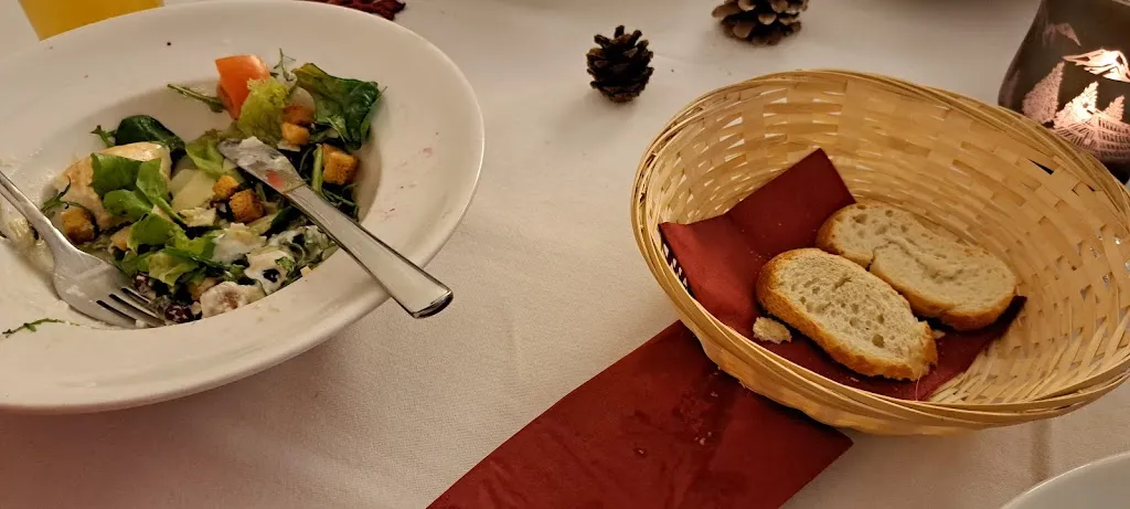 Behnam Beladi_Goldenes Ross - Süleyman Cetinel_Göllheim_review