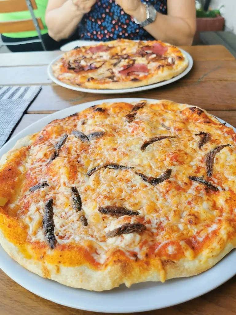 EL HUMANO Pizza & Pasta_Gossersweiler-Stein_slider_image_2