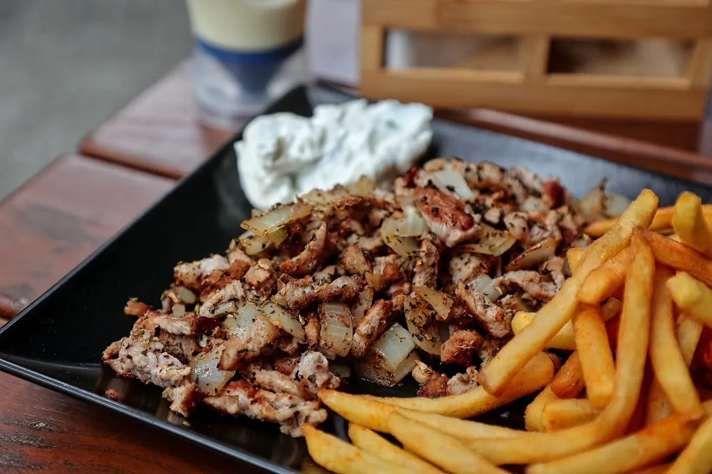 alex fox_Sportsbar Gilching_Gilching_review