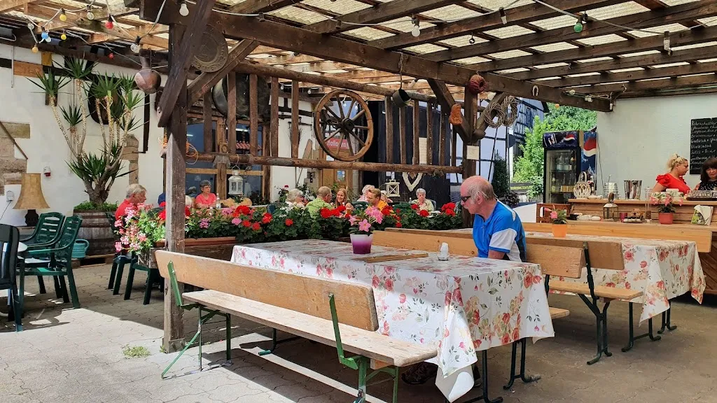 Besenstube Zur Grünfläche restaurant in Aspach