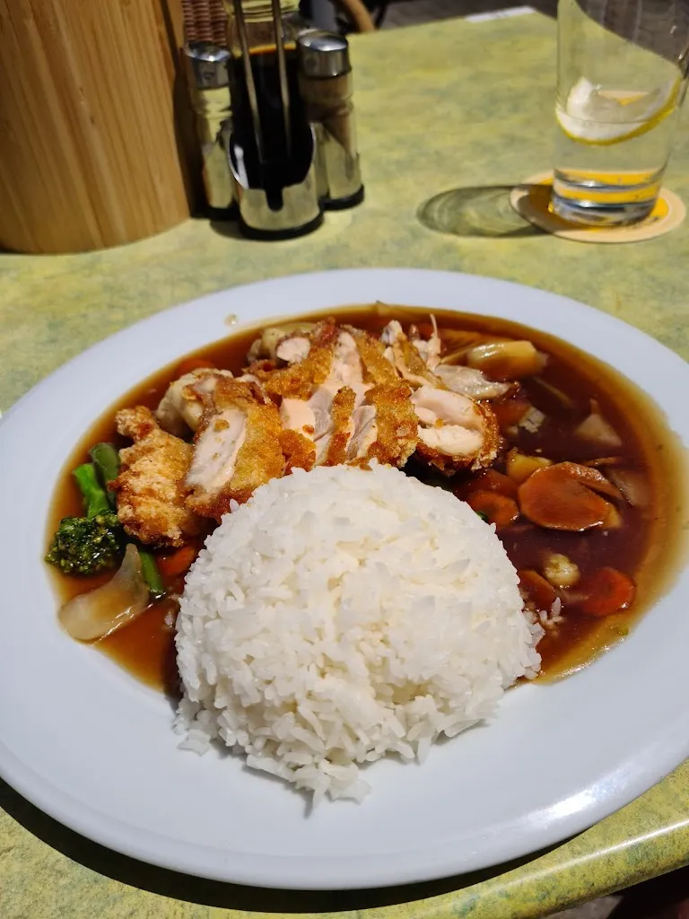 Viet Quan_Gilching_slider_image_2