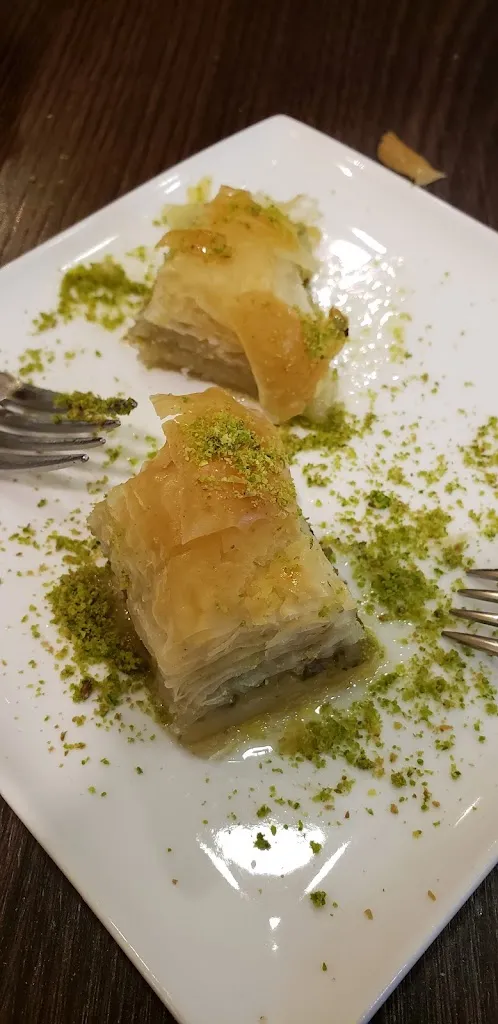 Daniel Johnston_Highway Grill & Kebaphaus_Gilching_review