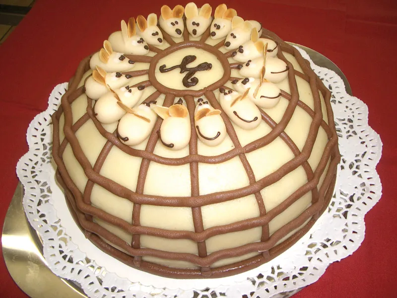 Café / Restaurant „Mausefalle“_Neroth_slider_image_3