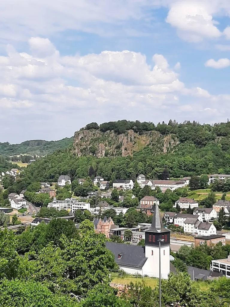 Burg Gerhardstein (Löwenburg)_Gerolstein_slider_image_3