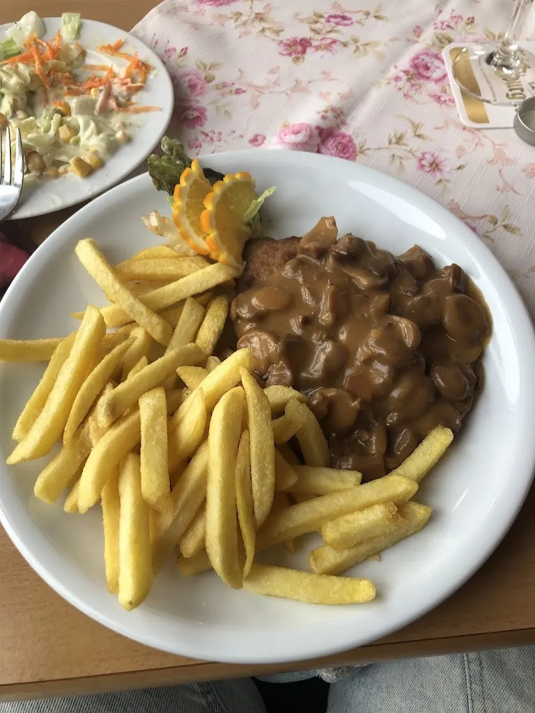 Forsthaus Kasselburg_Pelm_slider_image_3