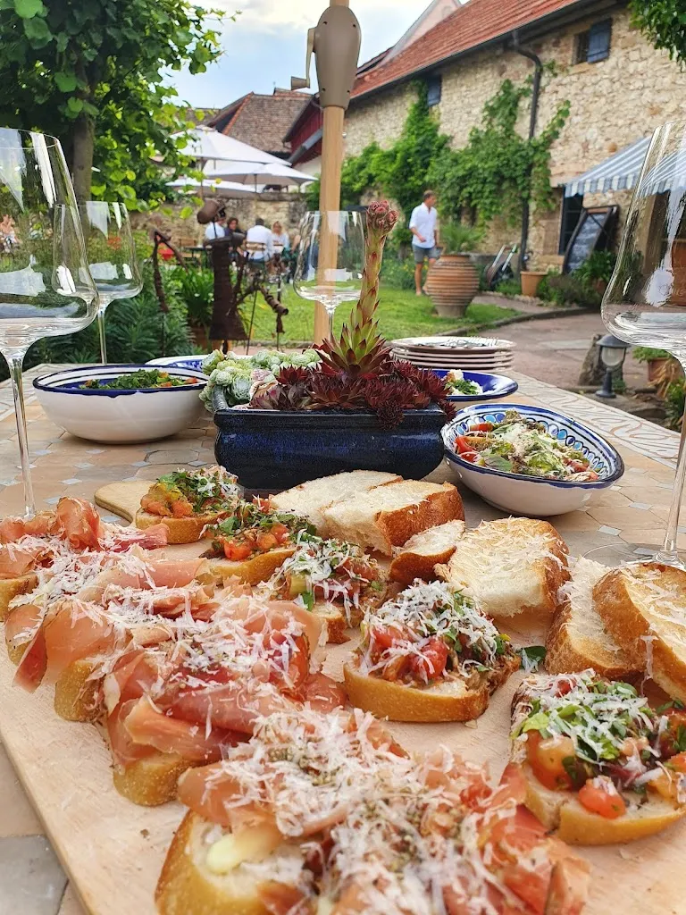 Palatina Weinbar_Großkarlbach_slider_image_3