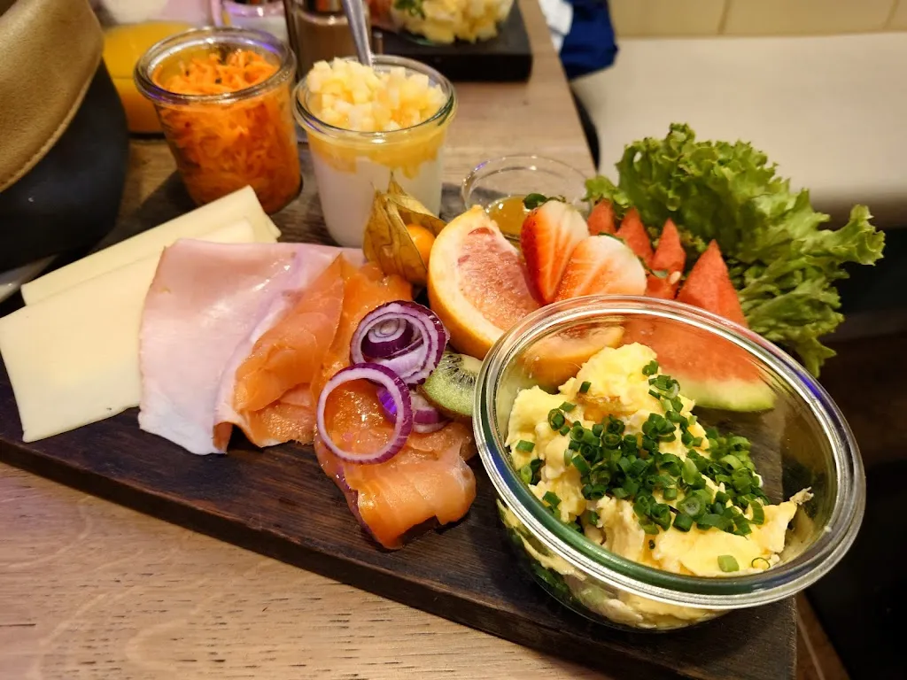 Sie Hoo Chau_Cafe Reis am Markt, Bäckerei & Konditorei_Gilching_Bewertung