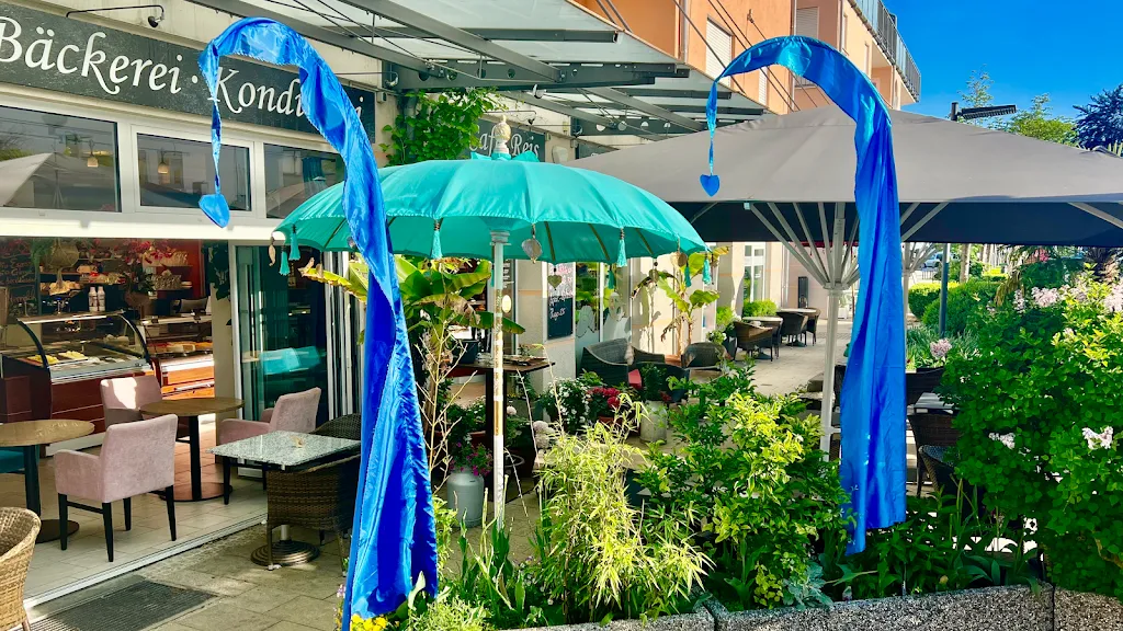 Cafe Reis am Markt, Bäckerei & Konditorei restaurant in Gilching