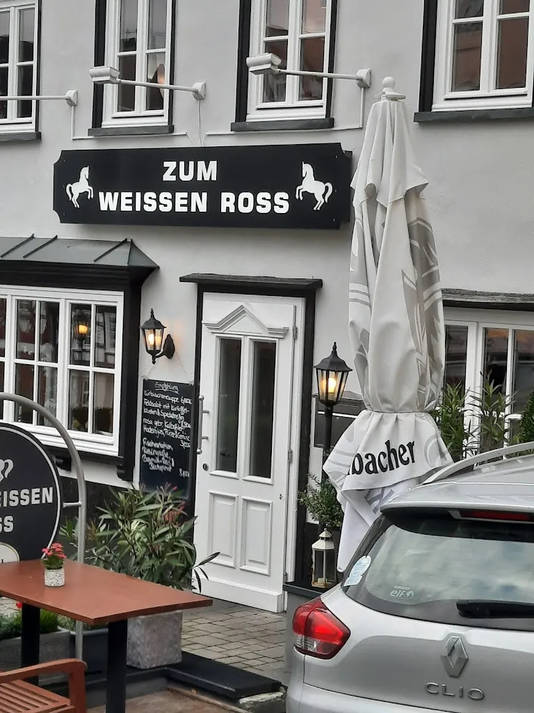 Gasthaus zum Weissen Ross restaurant in Hachenburg