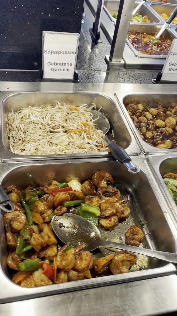 YU HU_Hachenburg_slider_image_2