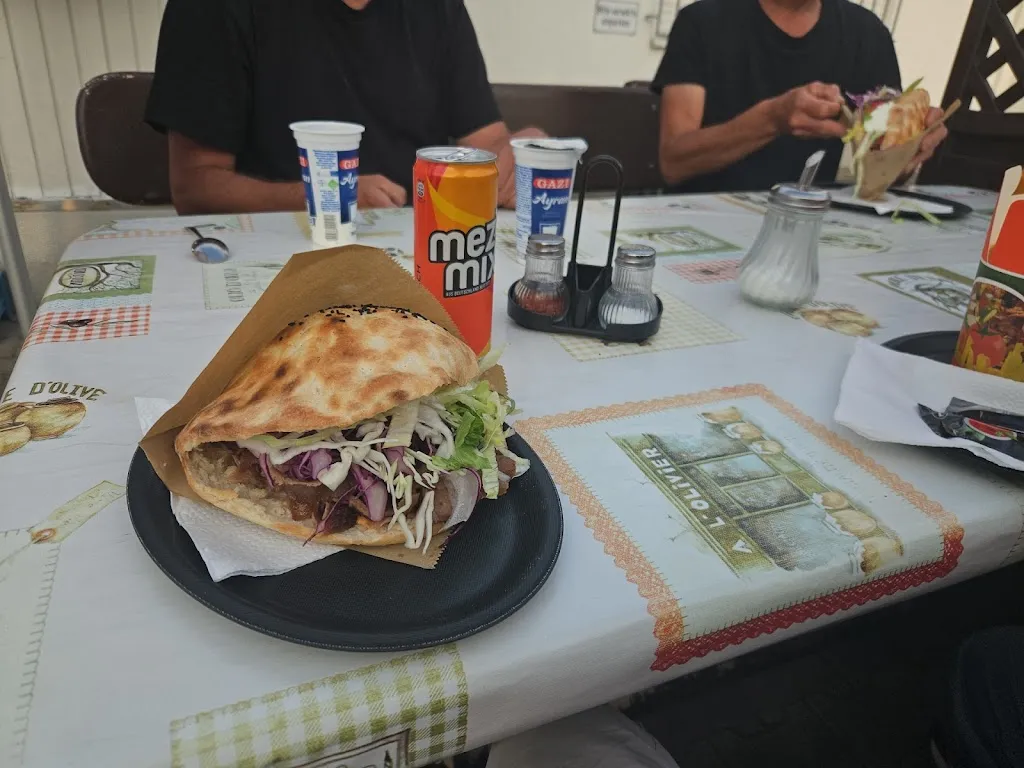 Janik Röthlisberger_Aspach Best Kebap_Aspach_review