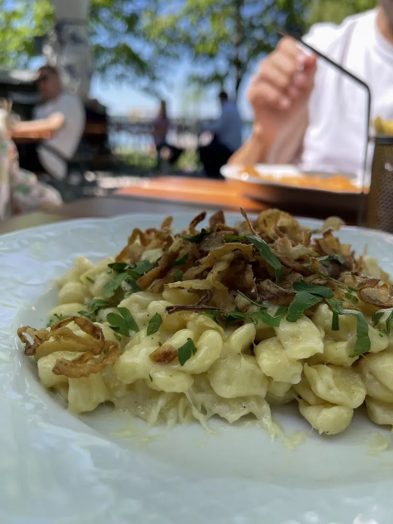 Emma R._Augustiner am Wörthsee / Strandbad Fleischmann / Kiosk & Biergarten_Wörthsee_review