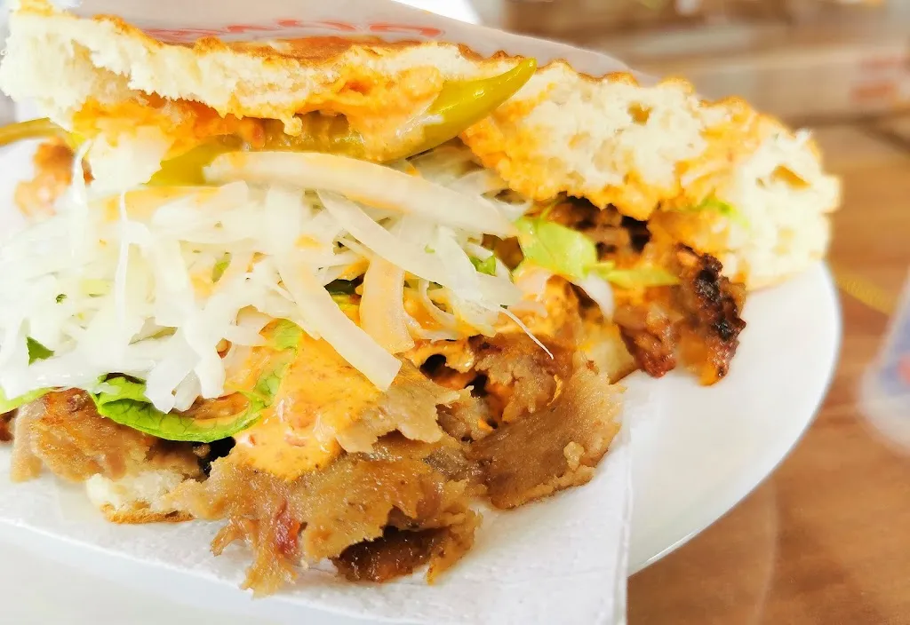 Yaşar Ustanın Yeri _Hachenburg_slider_image_3