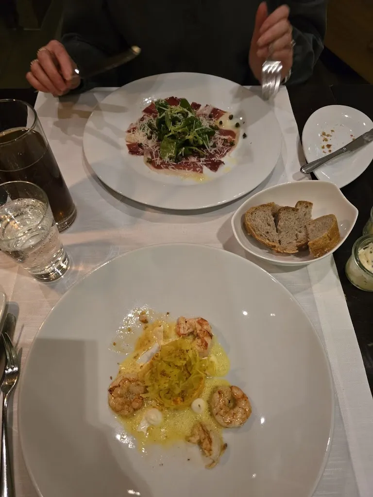 Sandhof Restaurant „Dirk Maus“_Rhein_slider_image_3