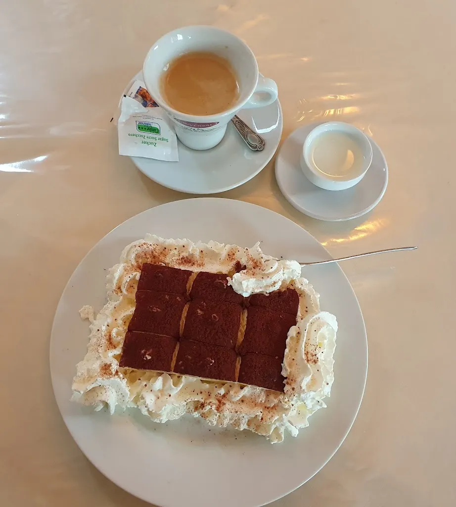 Maike Hamman_Pizzeria Milano_Haßloch_review