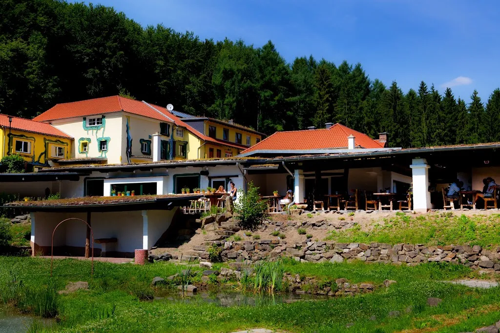 Hotel Hüttenmühle mit Mühlengaststube restaurant in Hillscheid