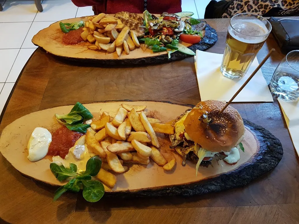 Menu_Mehdis Burgersaloon_Hillesheim_image_8