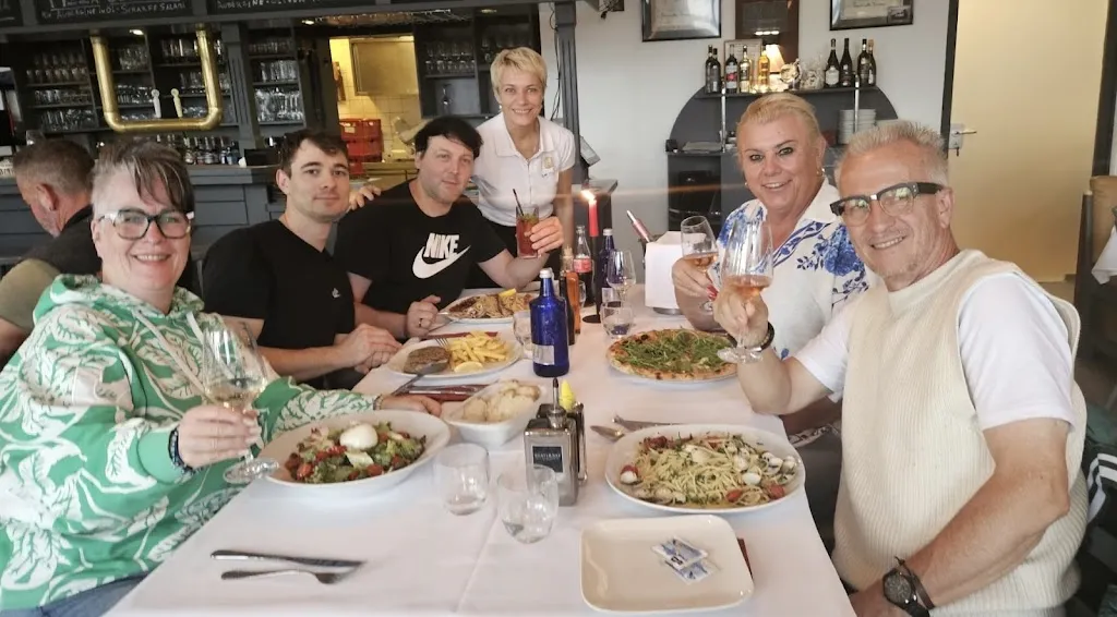 Dan Possible_Amico Mio (im Schul-und Sportzentrum, Hallenbad)_Hermeskeil_review