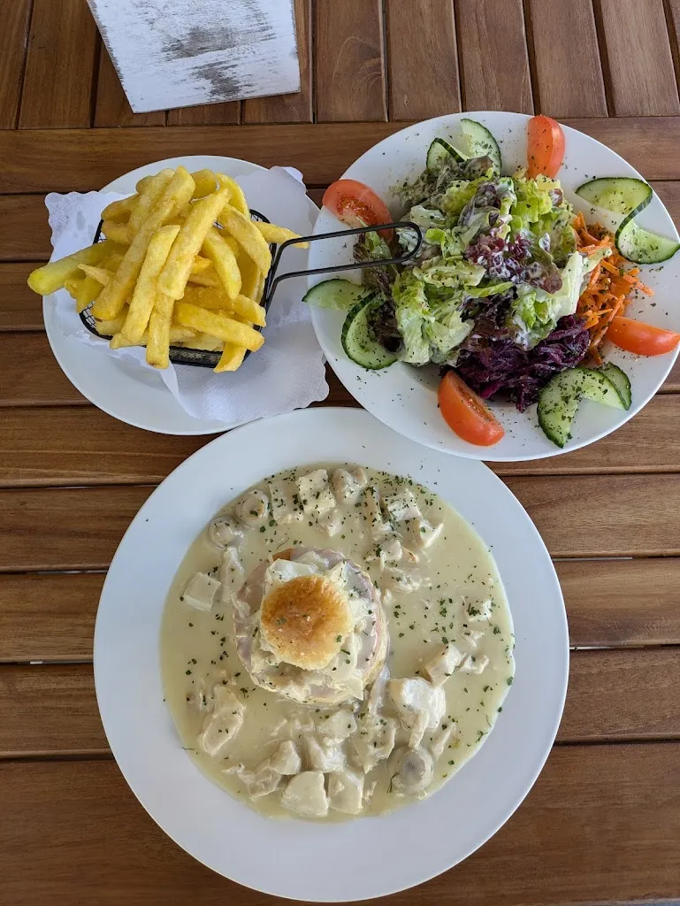 Menu_Annette's Café & Bistro Abseits und Minisoccer_See_image_9