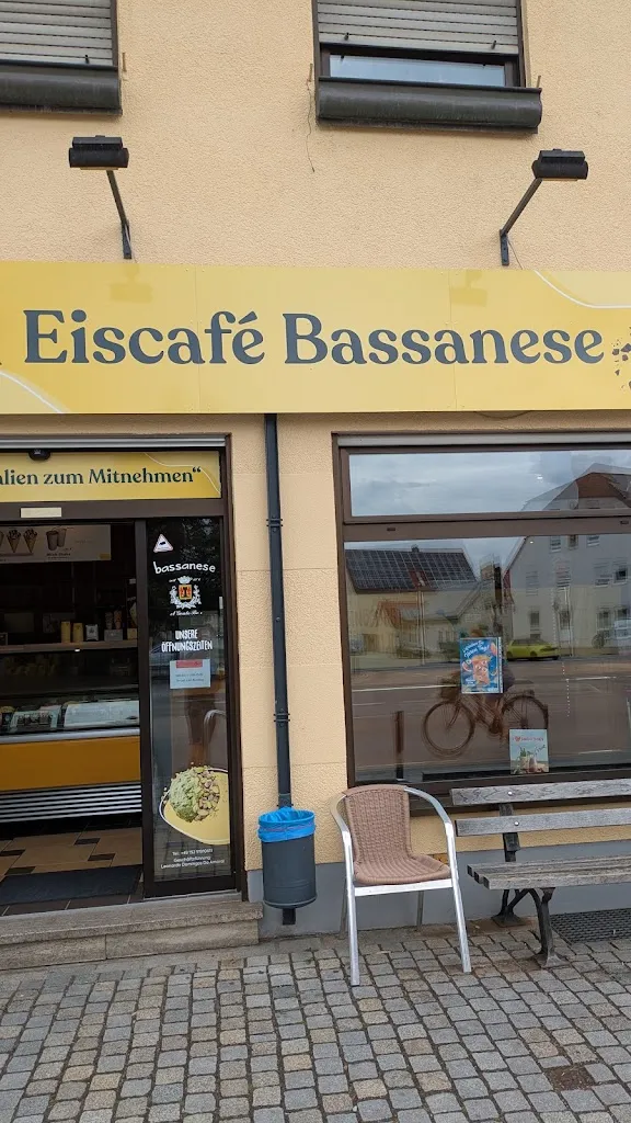 Sebastien Jens Marquardt_Ice cream shop Endres GmbH_Grafenrheinfeld_review