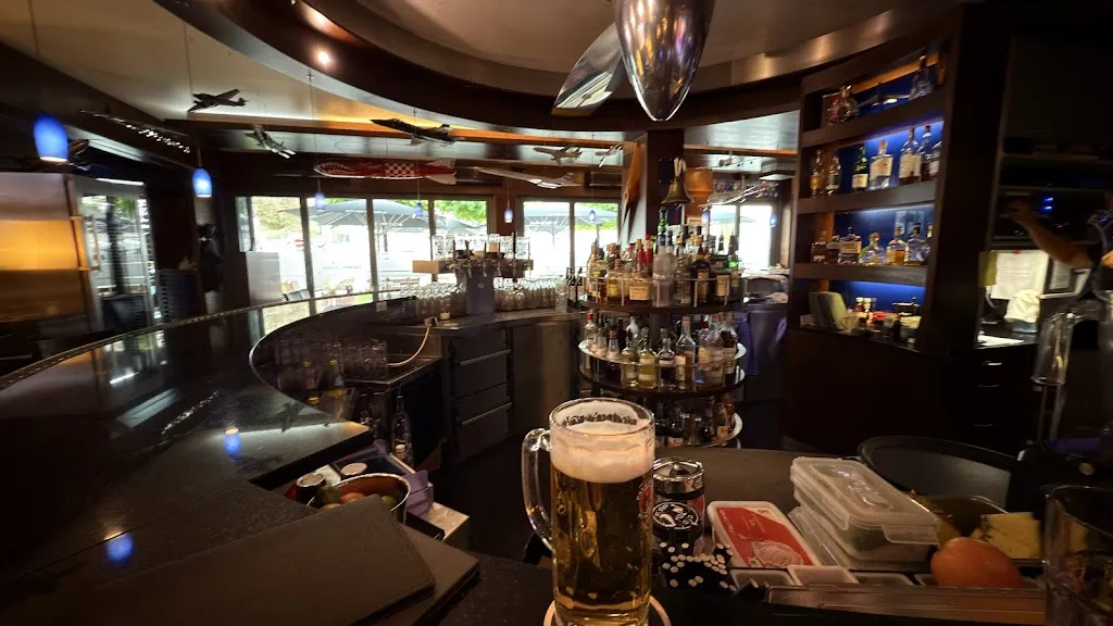 Cockpit Lounge_Landstuhl_slider_image_1