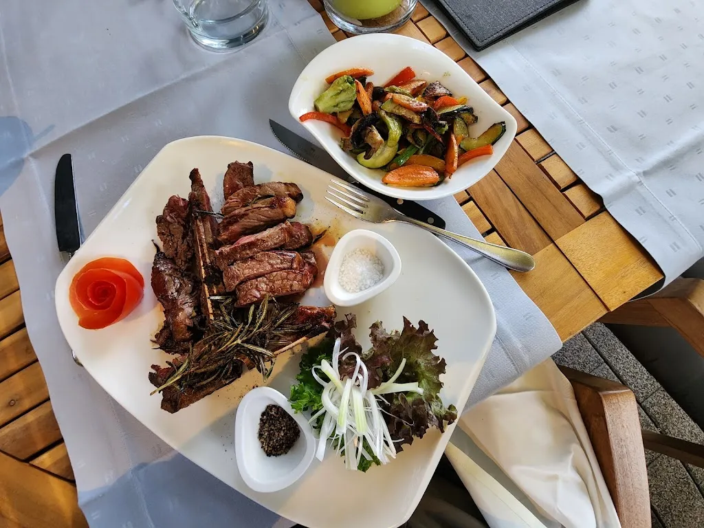 Cockpit Lounge_Landstuhl_slider_image_3