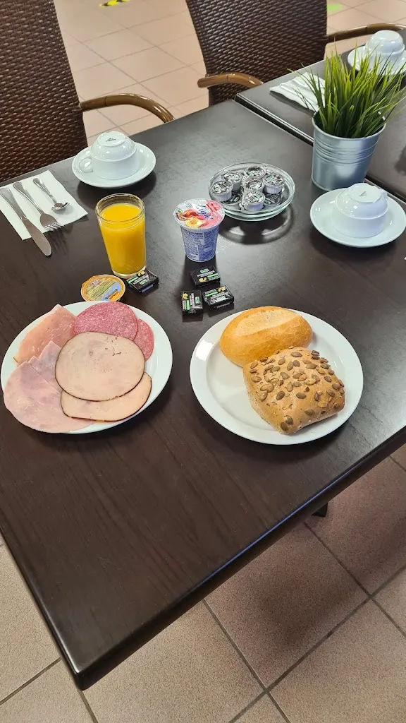 Menu_Campus Restaurant Culinaria_Hoppstädten-Weiersbach_immagine_1